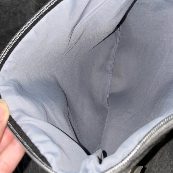 Zipper Pouch - Picture 10 of 11